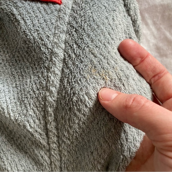 Patagonia Women’s Fleece Vest - Picture 3 of 5